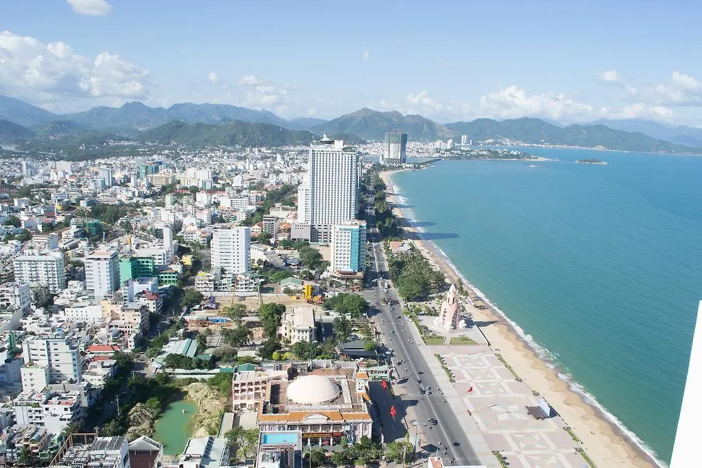 Nha Trang Seaview Penthouse Apartment Нячанг